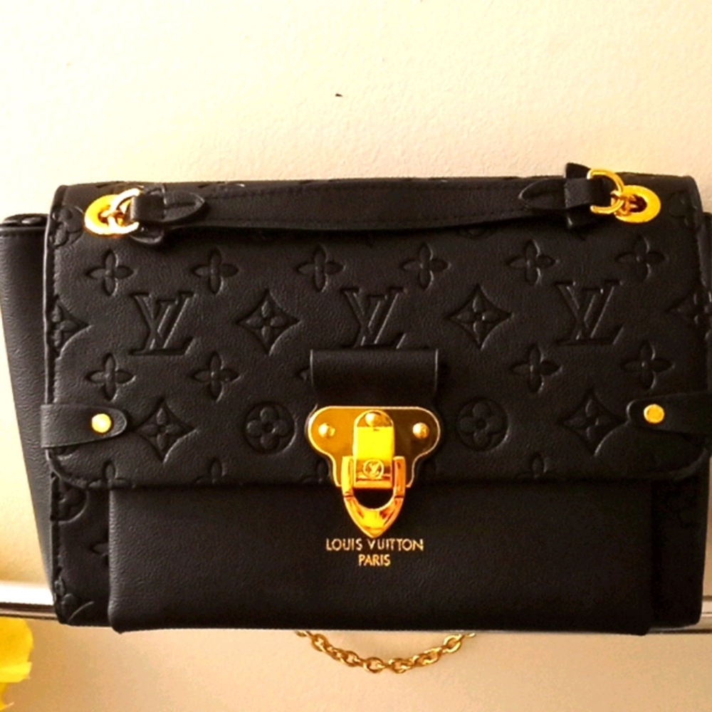 Louis Vuitton pocketbook